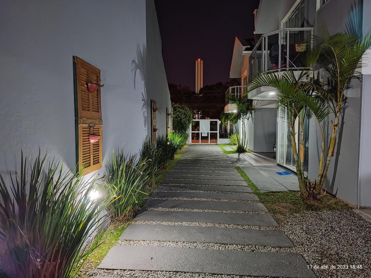 Residencial Bernardo, Meia Quadra Do Trapiche Флорианополис Экстерьер фото